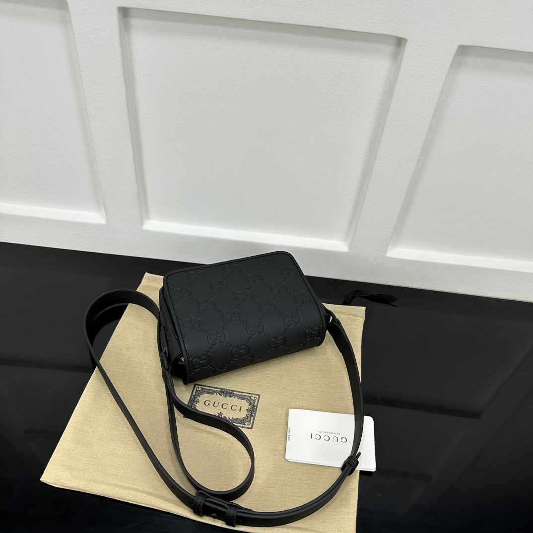 Gucci Satchel Bags